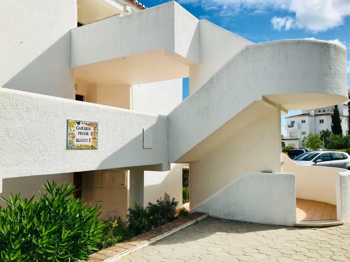 Chiquita Place, Luz Exterior foto